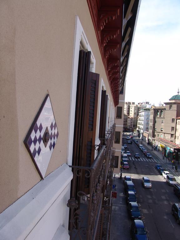Apartamentos Zaragoza Coso Exterior photo