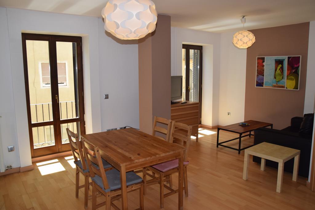 Apartamentos Zaragoza Coso Exterior photo